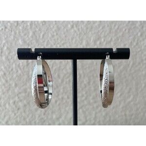 Sears Platinum Tone Hoop Earrings New In Box Women’s Fashion Jewelry Gift